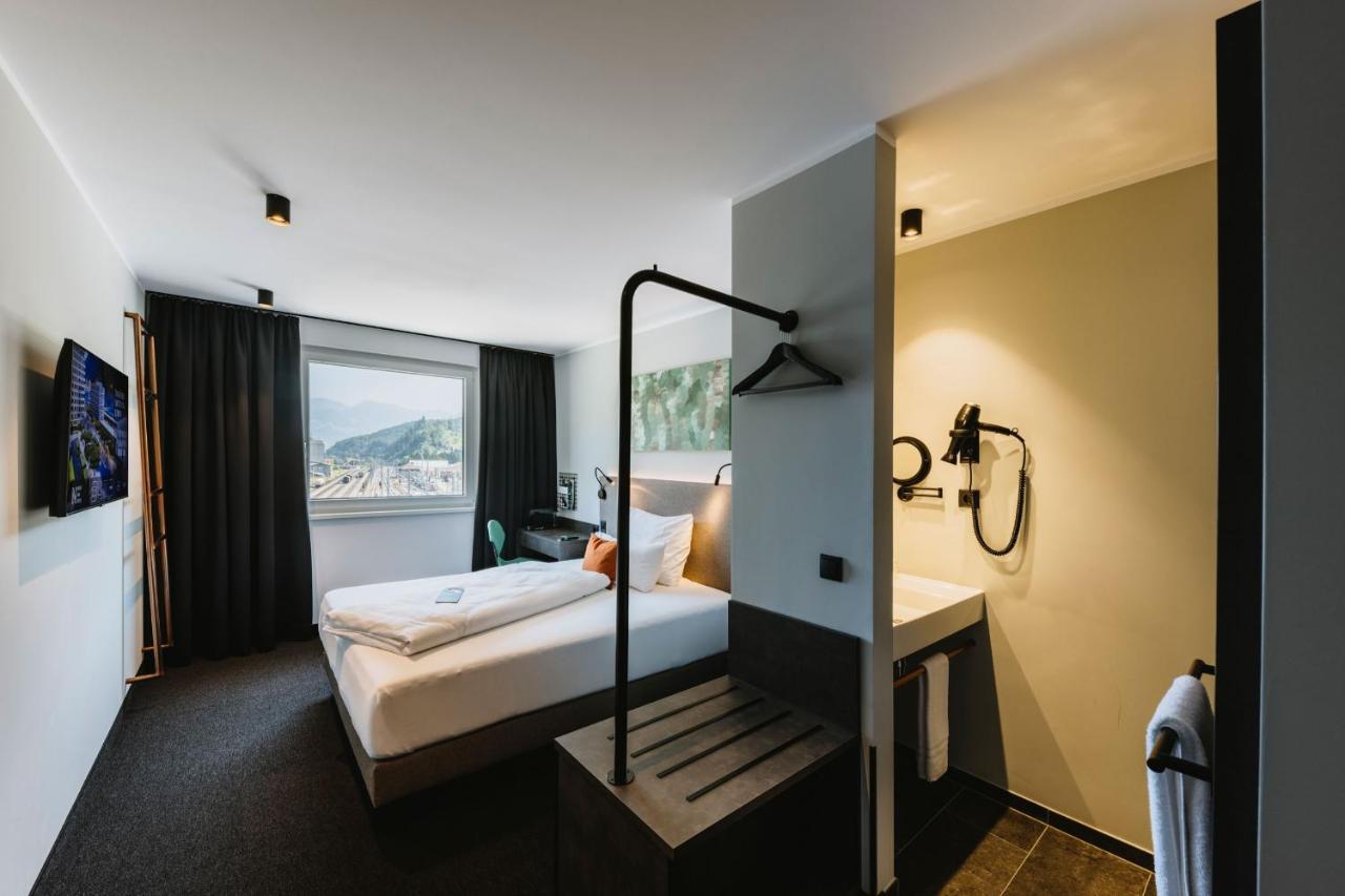 Night Inn Hotel Bahnhofcity פלדקירש מראה חיצוני תמונה